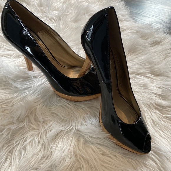 Patent leather, peep toe, cork platform heels - Picture 2 of 4